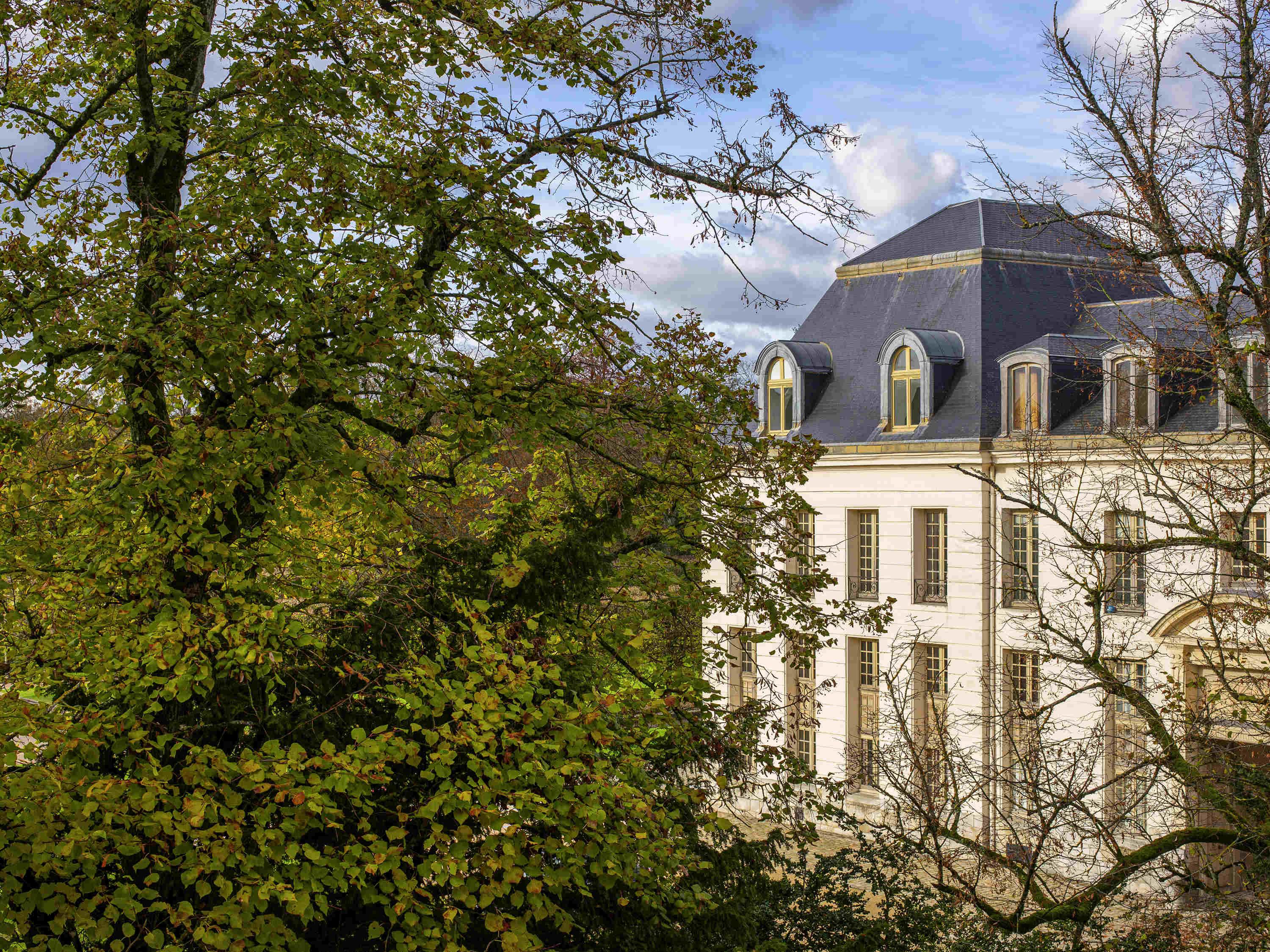 Mercure Relays Du Château Hotel