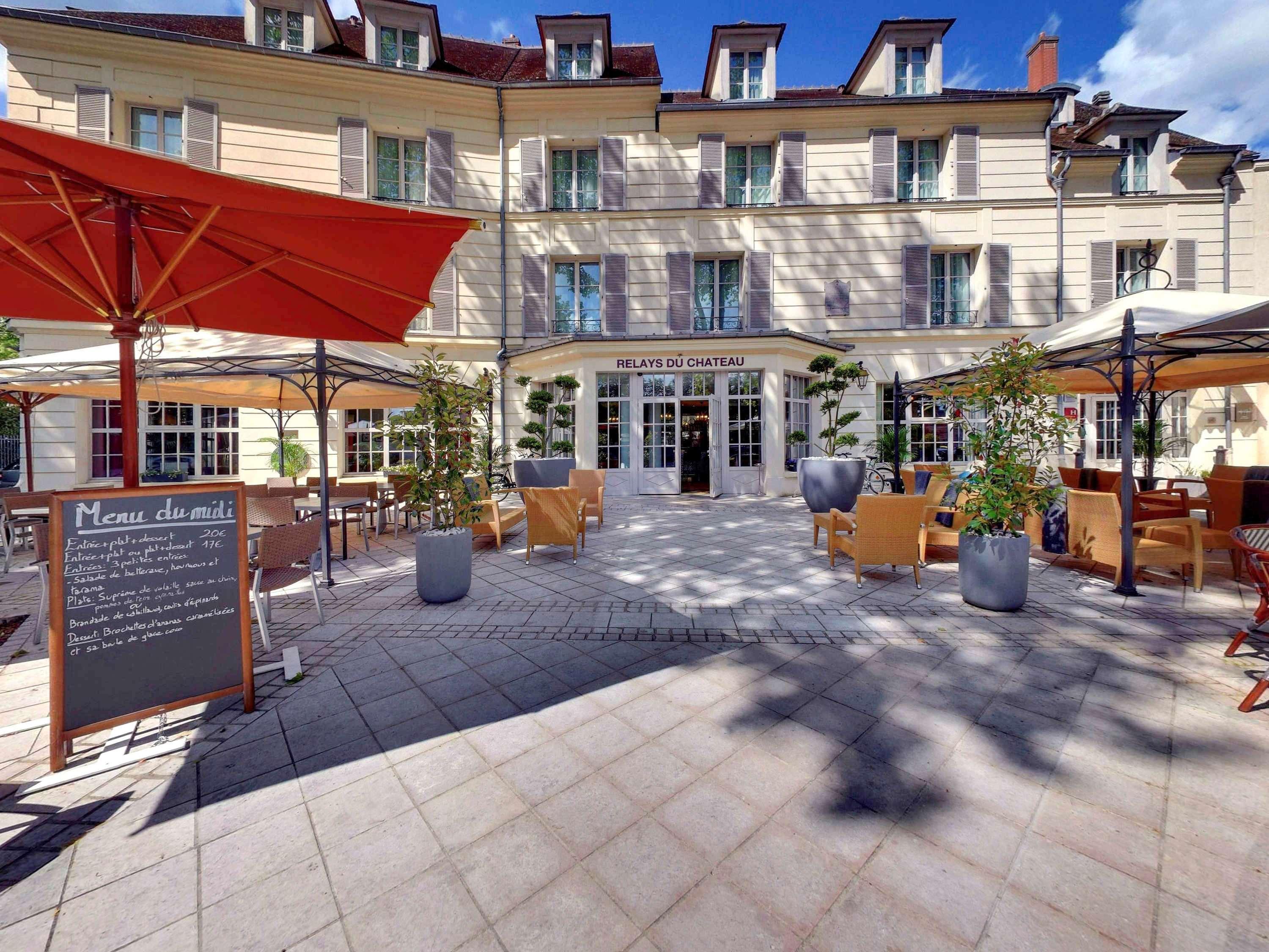 Mercure Relays Du Château Hotel 4*